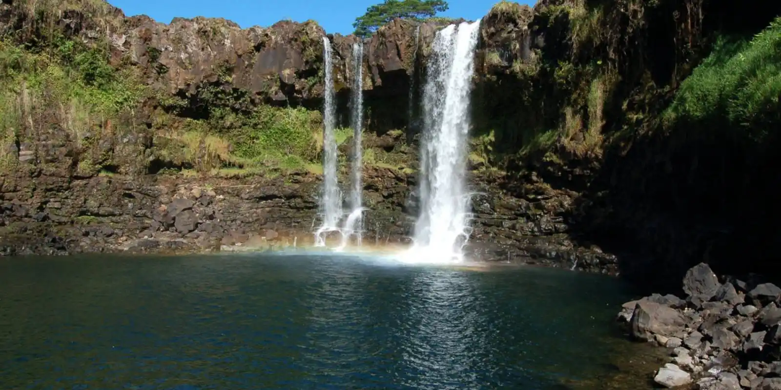 Pe'e Pe'e Falls - Big Island Water Activities